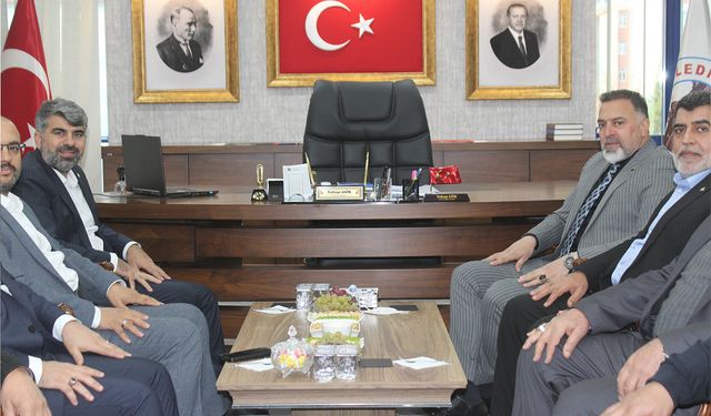 HÜDA PAR Milletvekili Dinç, Kovancılar Belediye Başkanı Gök’ü ziyaret etti