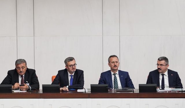 İletişim Başkanı Duran, bütçe görüşmelerine katıldı