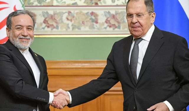 Lavrov: İran'la askeri-teknik işbirliği geliştiriyoruz
