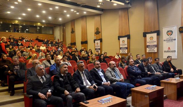 Malatya'da büyükşehir personellerine hizmet içi eğitimi düzenlendi