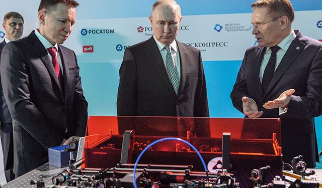 Rusya, ilk 70 kübitlik kuantum bilgisayarının testlerini tamamladı