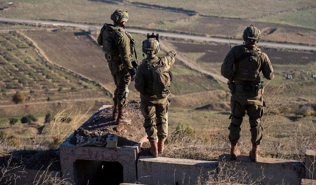 Siyonist rejim Suriye'nin güneyinde yeni saldırılar ve kara ihlalleri gerçekleştirdi