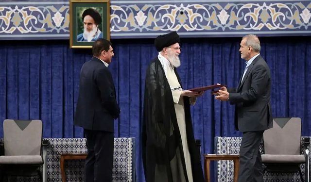 İran Cumhurbaşkanı Pezeşkiyan: Hamanei'ye saldırı "topyekün savaşa" eşdeğerdir