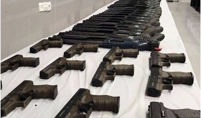 İran: İsyan hazırlığında 60 bin silah ele geçirildi, 2 terörist yakalandı