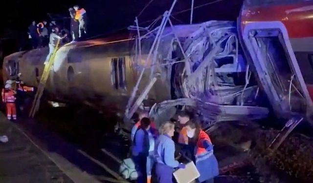 İspanya'daki tren kazasında ölenlerin sayısı 39'a yükseldi