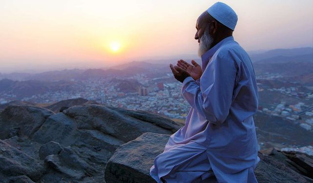 Miraç Kandili bugün idrak edilecek