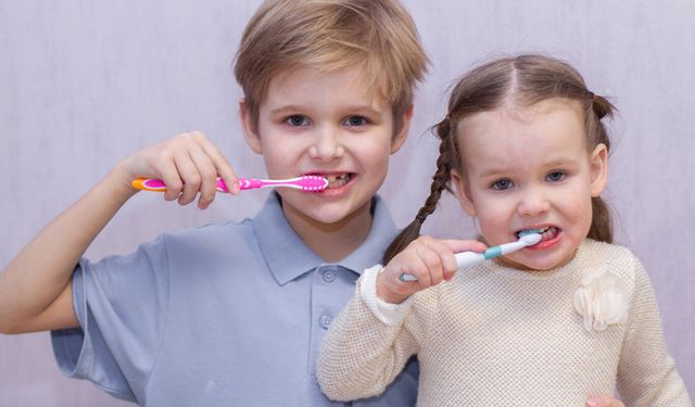 Uzm. Dt. Demir: Çocuklarda diş fırçalama alışkanlığında ebeveynler belirleyici