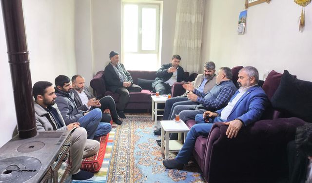 Milletvekili Dinç'ten depremzedelere ziyaret 