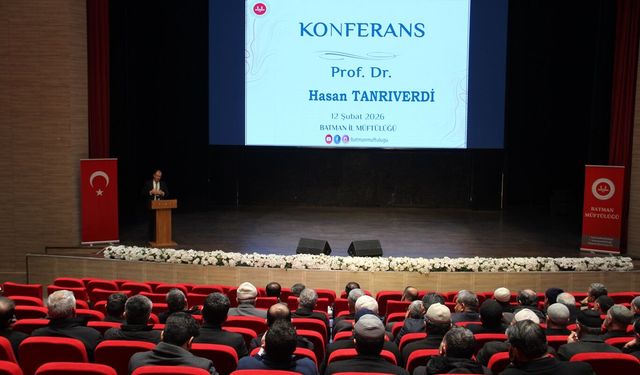 Prof. Dr. Tanrıverdi: Din hizmetinde en büyük sermaye güven ve ilim