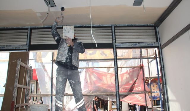 Ramazanda zorlu mesai: Batmanlı inşaat işçileri oruçlu şekilde çalışıyor