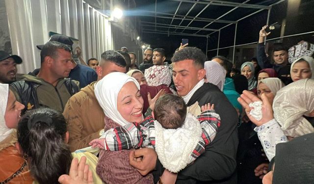 Refah Kapısı'ndan giriş yapan 11'inci kafile Han Yunus'a ulaştı