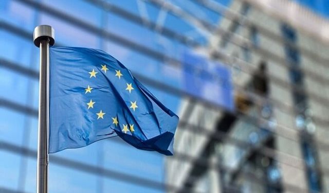 Tahran, AB büyükelçilerini Dışişleri Bakanlığına çağırdı