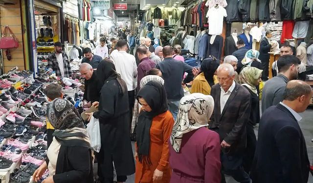 Türkiye'nin nüfusu 86 milyon 92 bin kişi oldu