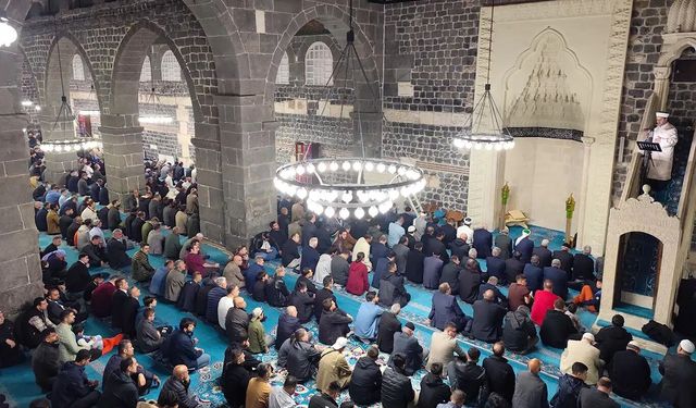 Bayram namazı nasıl kılınır?
