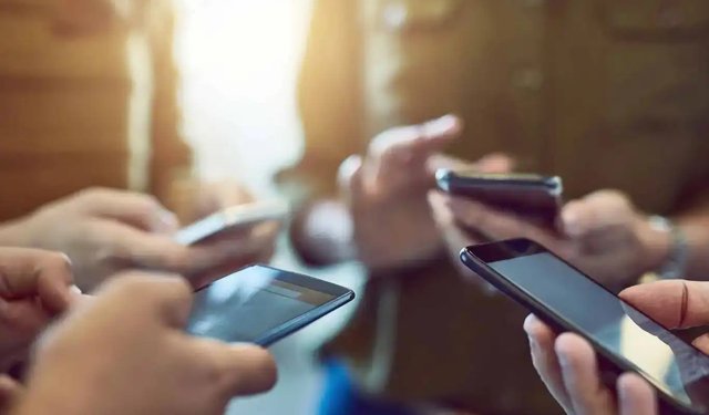 Dijital bağımlılık beynin ödül sistemini hedef alıyor