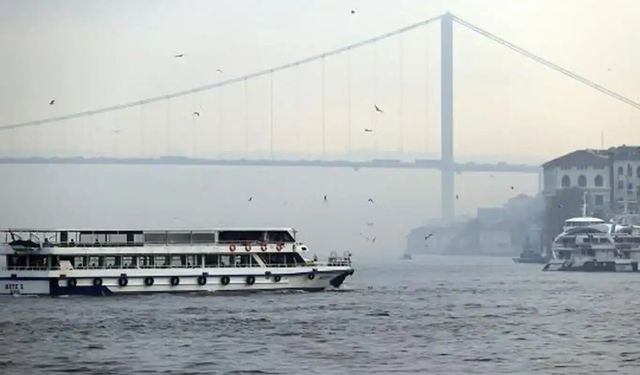 İstanbul Boğazı’nda gemi trafiği durduruldu