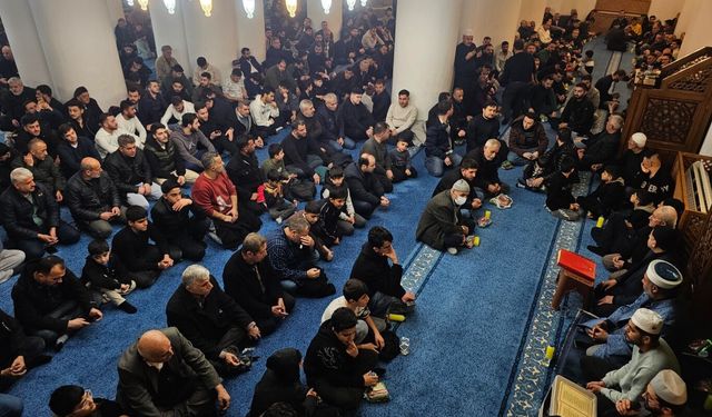 Kadir Gecesi Cizre'de dualarla idrak edildi