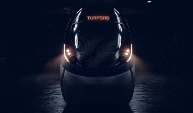 Türkiye'nin ürettiği ilk hızlı tren raylara iniyor