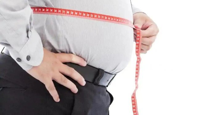 Uzmanlar: Diyette yapılan yaygın hatalar kilo vermeyi zorlaştırıyor