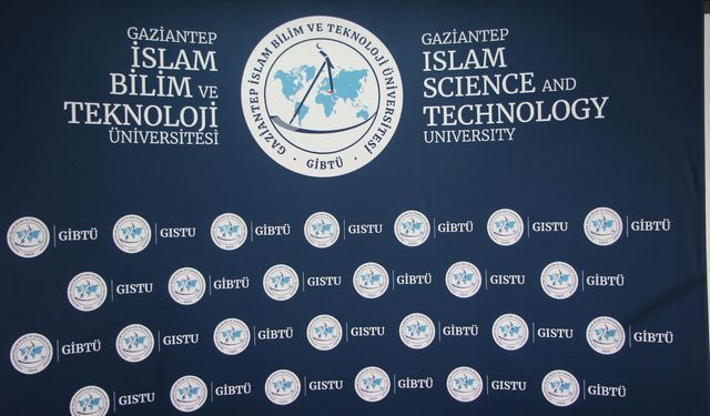 Doç. Dr. Atik: Yapay zekada risk, teknolojinin kendisinden ziyade kontrol ve yönetişim eksikliğidir