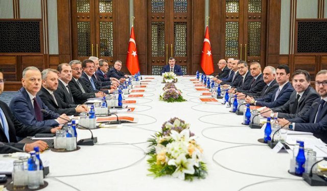 Ekonomi Koordinasyon Kurulu toplandı: Küresel risklere karşı yeni tedbirler devrede