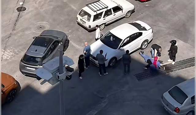 İzmir Buca'da zincirleme kaza: 3 yaralı