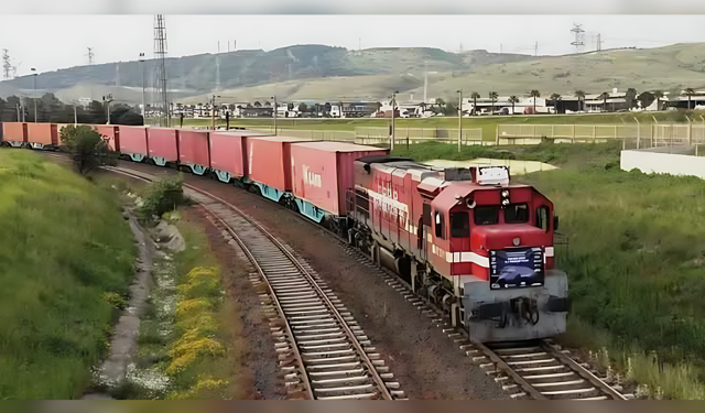 İzmir'den Çin'e ilk ihracat treni seferi gerçekleştirildi
