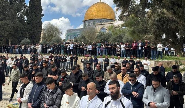 Mescid-i Aksa için cuma çağrısı