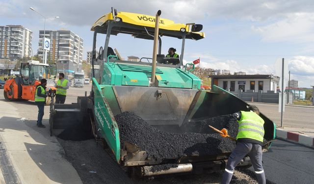 Siirt'te 26 noktada asfalt çalışması başladı