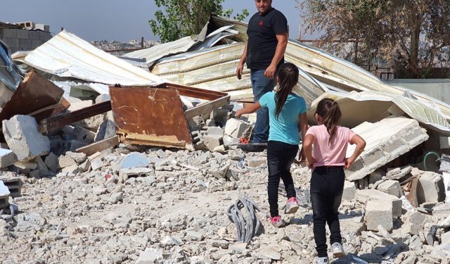 Siyonist rejim Kudüs'ü Yahudileştiriyor: Filistinlilerin evleri yıkılıyor