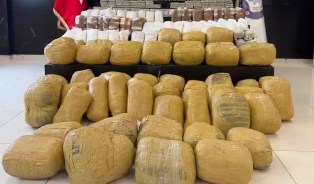Van'da uyuşturucu operasyonu: 240 kilogram uyuşturucu madde ele geçirildi
