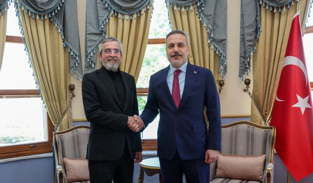 Bakan Fidan İran Ulusal Güvenlik Yüksek Konseyi Sekreter Yardımcısı Bakıri ile görüştü