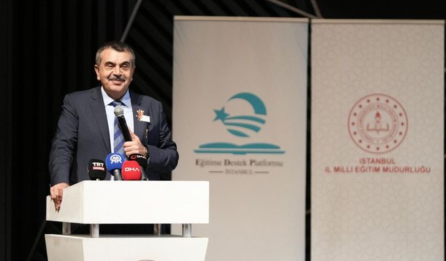 Bakan Tekin: Haçlı Seferleri değil 'saldırıları', coğrafi keşif değil 'sömürgecilik' diyeceğiz