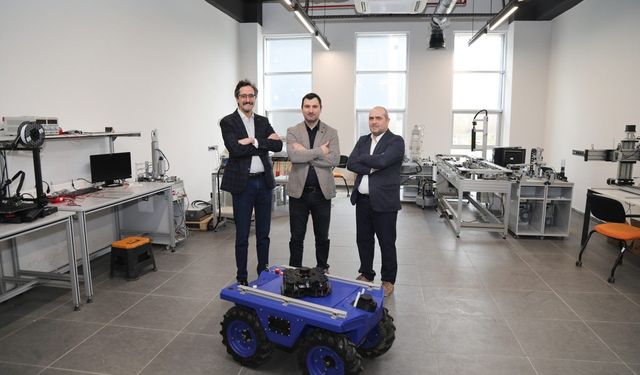 Bursa'da yapay zekâ destekli çoklu robot koordinasyon sistemi geliştiriliyor