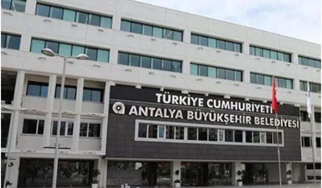 CHP'li Antalya Büyükşehir Belediyesindeki yolsuzluk soruşturmasında 25 gözaltı