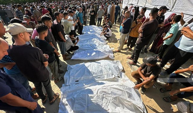 Gazze'de şehit sayısı 72 bin 615'e yükseldi