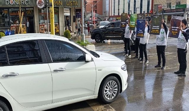 HÜDA PAR Ağrı Gençlik Kollarından 'Madde Bağımlılığına Hayır' eylemi