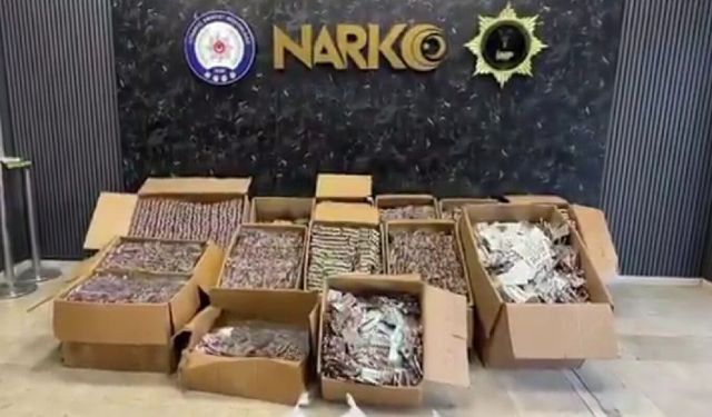 İstanbul'da narkotik operasyonu: 560 bin sentetik ecza hap ele geçirildi