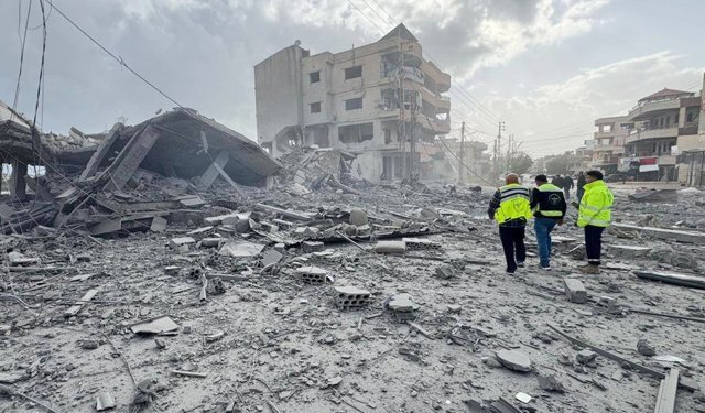 Lübnan'da işgalciler saldırdı, Hizbullah 11 operasyonla karşılık verdi