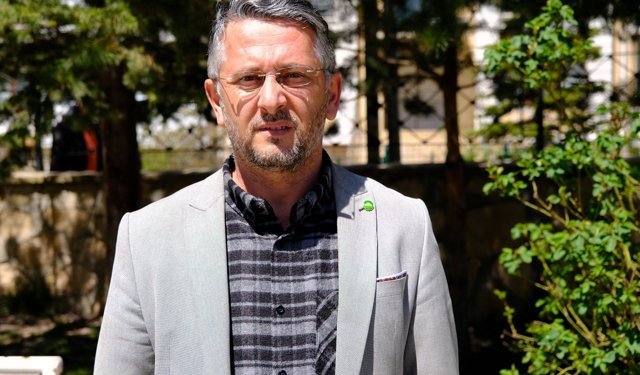 Sayğın, köpek saldırısında ölen çocuğun ailesini ziyaret etti: Saldırgan köpek halen sokaklarda!