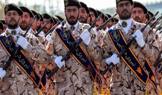 ABD'nin saldırısı sonrası İran'dan misilleme