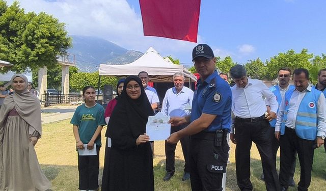 Anamur'da Umre Ödüllü Bilgi Yarışması gerçekleştirildi