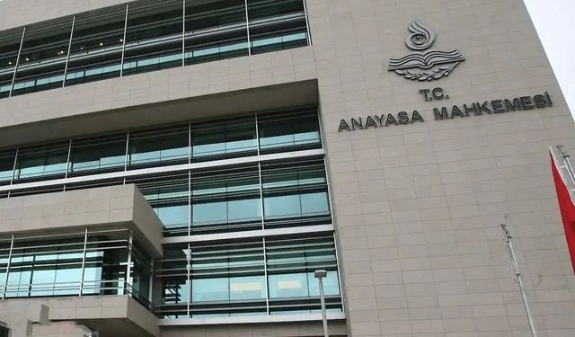AYM'den FETÖ/PDY kapsamındaki kamu görevinden çıkarma başvurularına ilişkin iki farklı karar