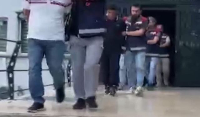 Bursa'da 'Paravan hesap' operasyonu: 4 gözaltı