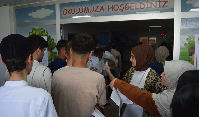 Dr. Orhan Ay: Aşırı kaygı öğrencinin bildiklerini unutmasına neden olabilir