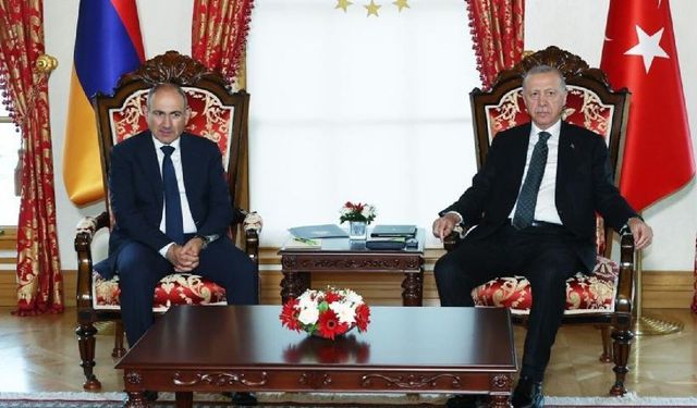 Erdoğan, Paşinyan'ı Ermenistan seçimleri nedeniyle tebrik etti