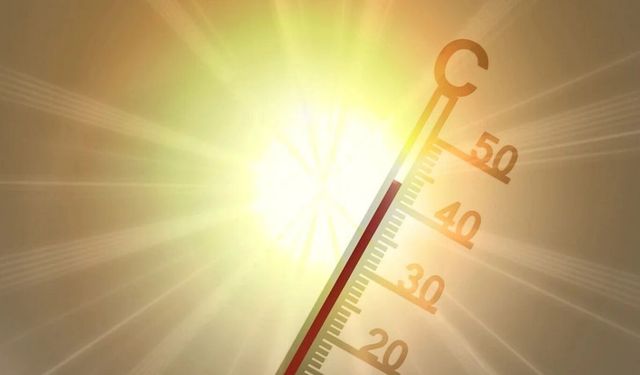 İstanbul'da nemle birlikte hissedilen sıcaklık 40 dereceye çıkacak