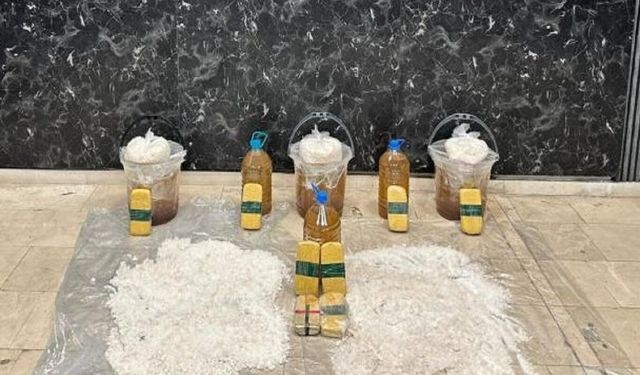 İstanbul'da uyuşturucu operasyonu: 132 kilogram madde ele geçirildi