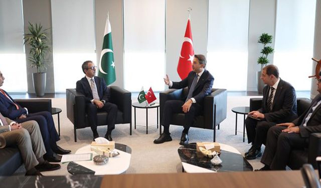 Türkiye ve Pakistan arasında enerji alanında iş birliği görüşmesi