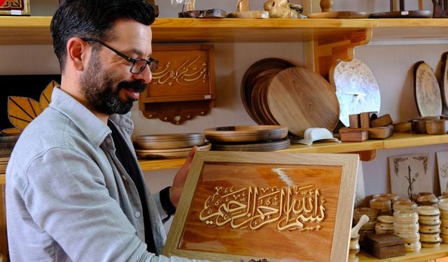 Van'da kuruyan ceviz ağaçları sanat eserine dönüşüyor